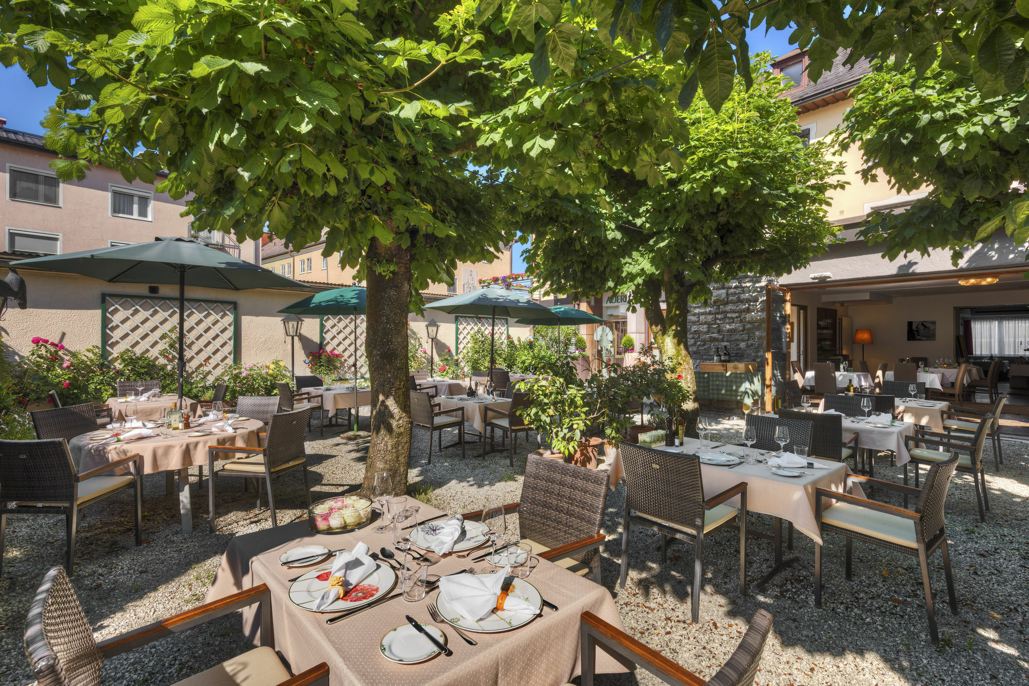 Hotel Restaurant Auerhahn Salzburgo Exterior foto